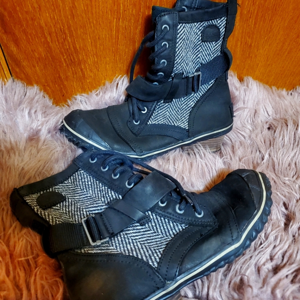Sorel Major Carly boots